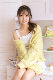 国产美女极度色诱视频WWW